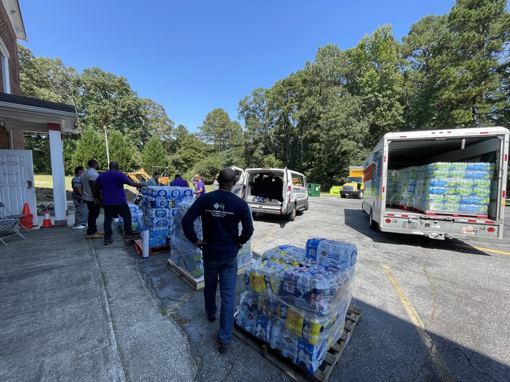 M.T.O. Atlanta Donates 10 Tons of Drinking Water to Residents of Jackson, Mississippi after Floods