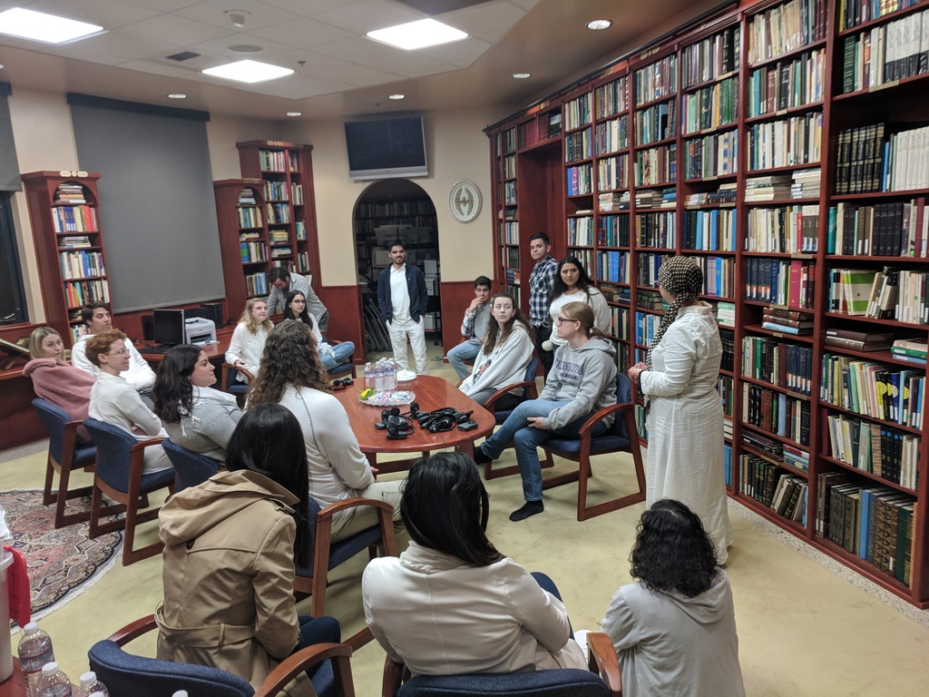 Cal Lutheran University’s Islamic Spirituality class visits M.T.O. L.A.