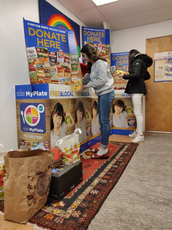 M.T.O. Milwaukee Contributes to Hunger Task Force