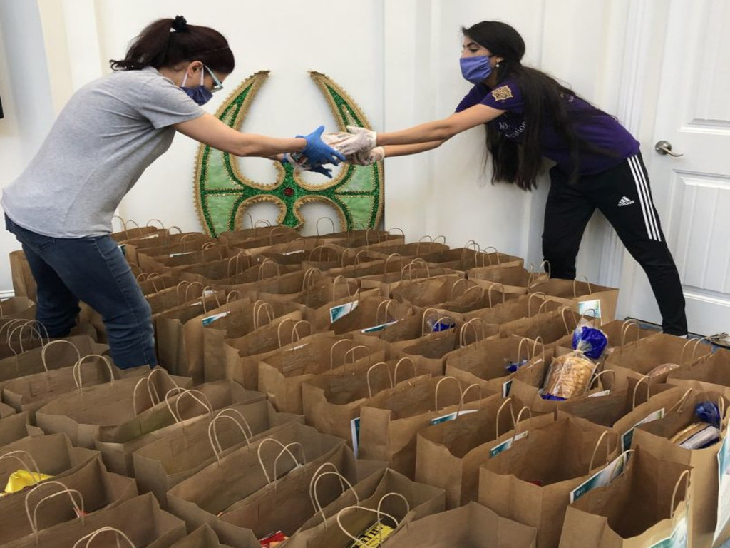 Berkeley M.T.O. Partners with Mayor to Host Food Donation Drive at Bear Pantry