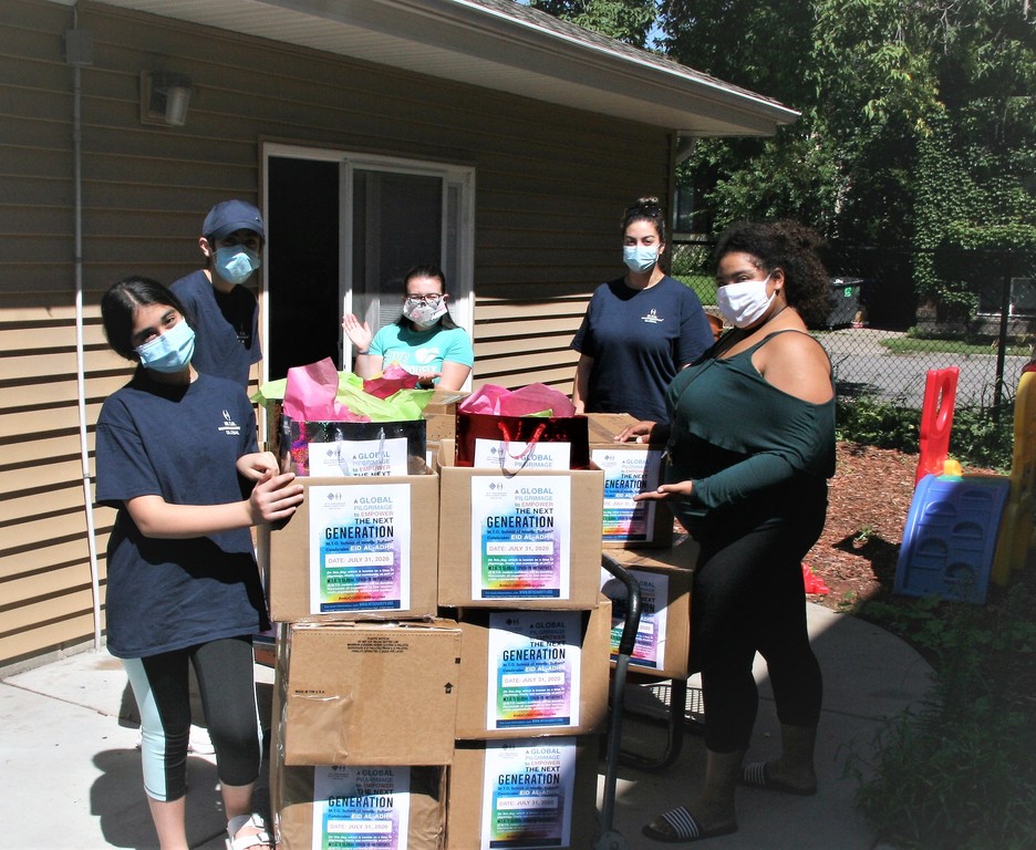 M.TO. Minnesota donates Face Masks & Other Essentials to Rezek house